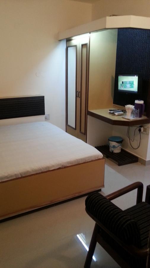 Hotel Greens Ludhiana Exterior photo